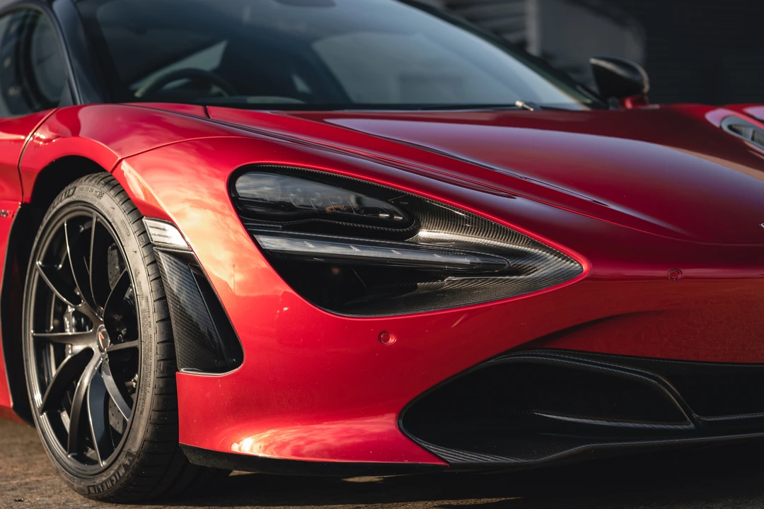 2017 McLaren 720S - Image 31 of 31