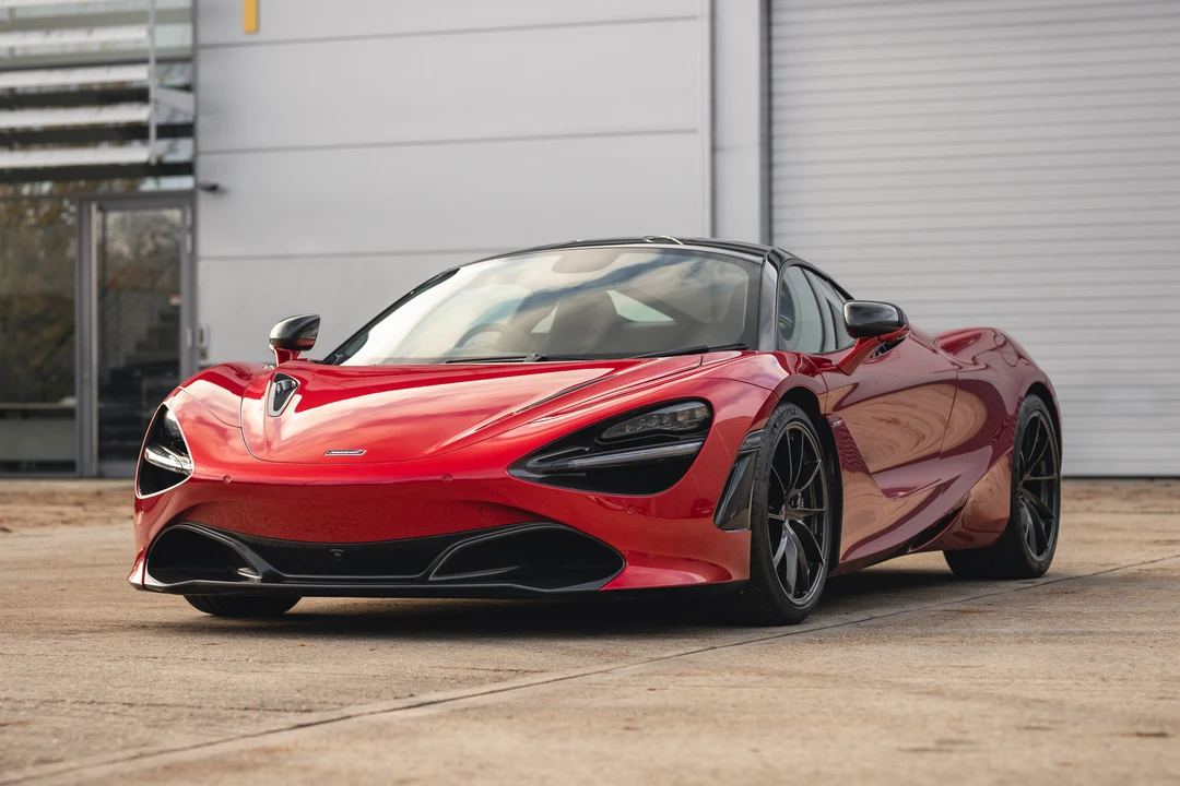 2017 McLaren 720S - Image 12 of 31