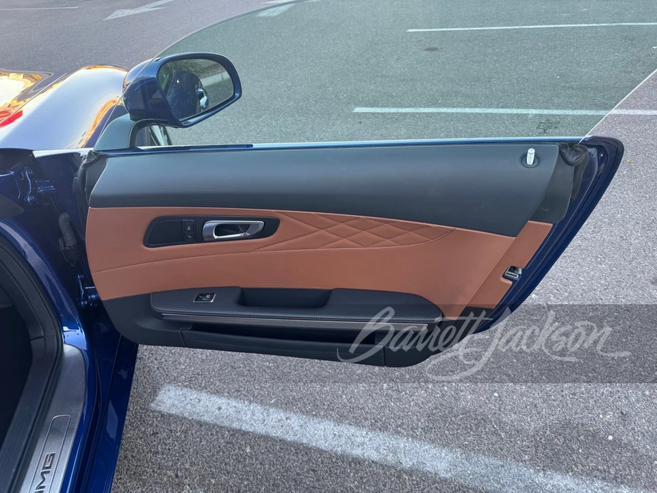2017 Mercedes-Benz C190/R190 AMG GT - Image 15 of 19