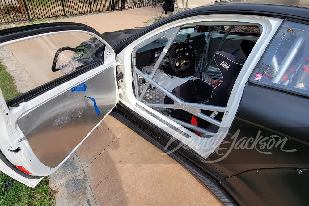2017 Mercedes-Benz W205 C-Class - Image 9 of 15