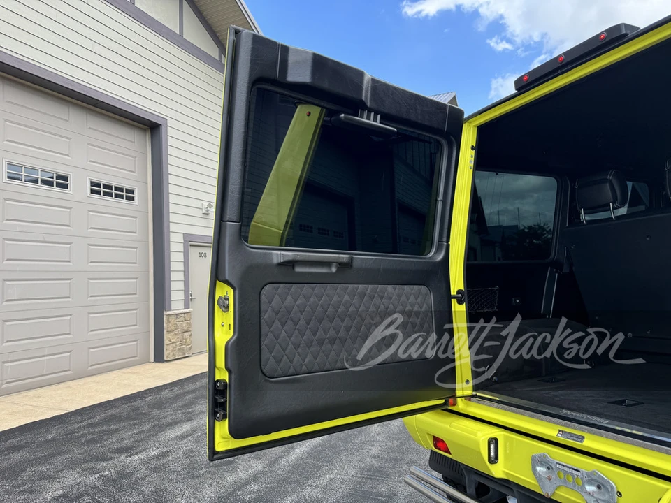 2017 Mercedes-Benz W463 G 500 4x4 Squared - Image 10 of 31