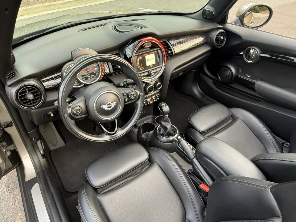 2017 Mini Mini Cooper S 3rd Gen - Image 15 of 24