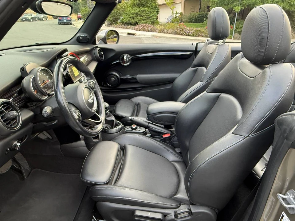 2017 Mini Mini Cooper S 3rd Gen - Image 16 of 24