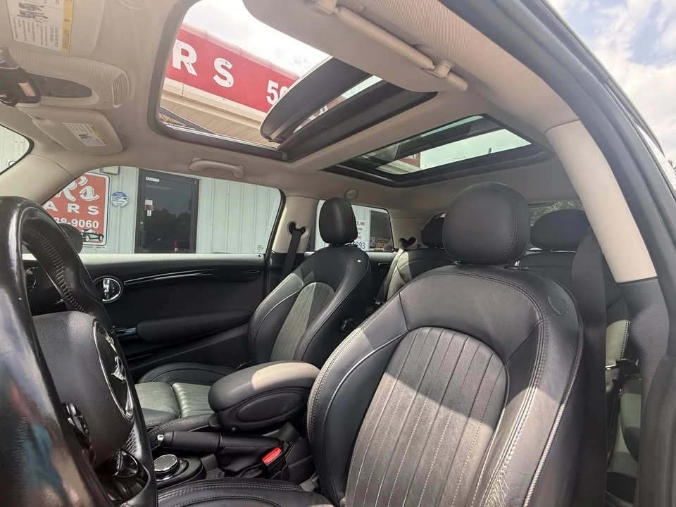 2017 Mini Mini Cooper S 3rd Gen - Image 9 of 18