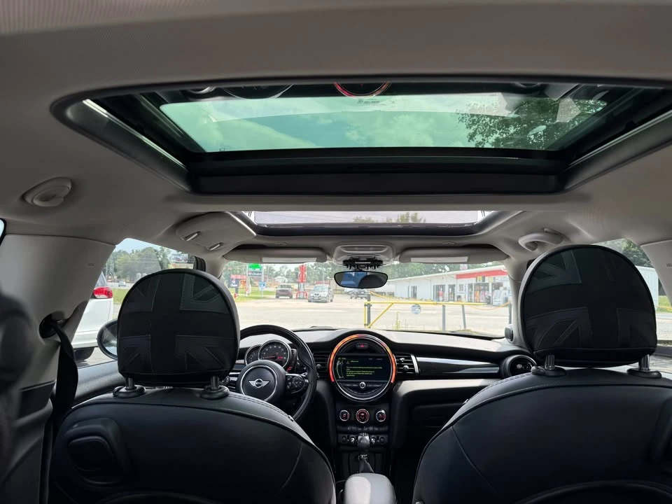 2017 Mini Mini Cooper S 3rd Gen - Image 12 of 18