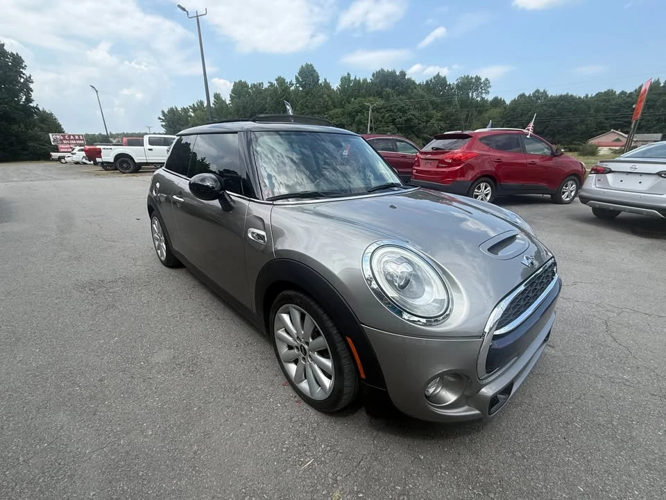 2017 Mini Mini Cooper S 3rd Gen - Image 2 of 18