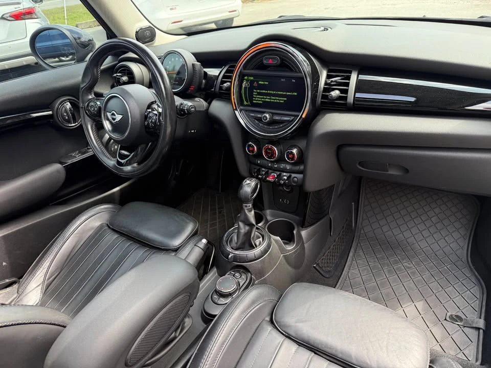 2017 Mini Mini Cooper S 3rd Gen - Image 15 of 18