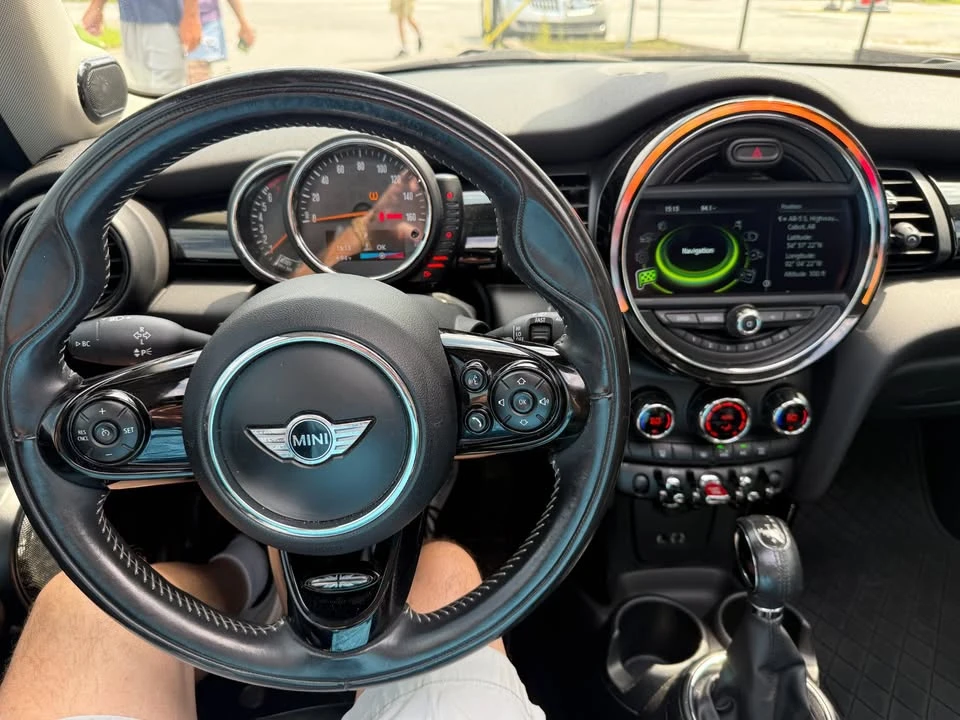 2017 Mini Mini Cooper S 3rd Gen - Image 17 of 18