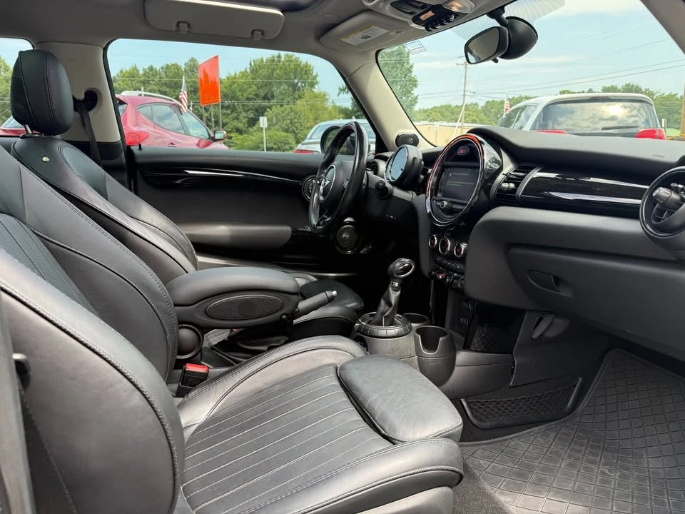 2017 Mini Mini Cooper S 3rd Gen - Image 13 of 18