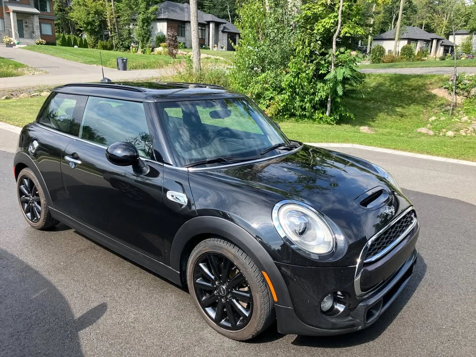2017 Mini Mini Cooper S 3rd Gen - Image 3 of 8