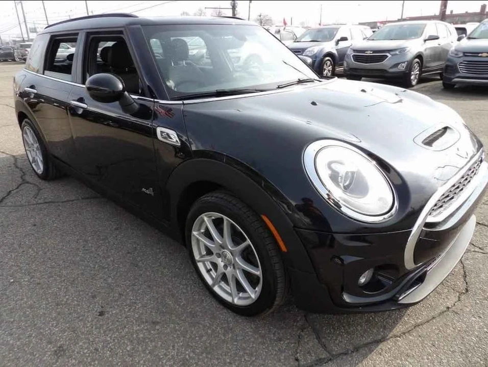 2017 Mini Clubman 2nd Gen - Image 2 of 16