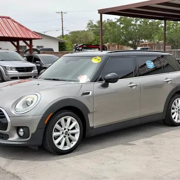2017 MINI Clubman Cooper