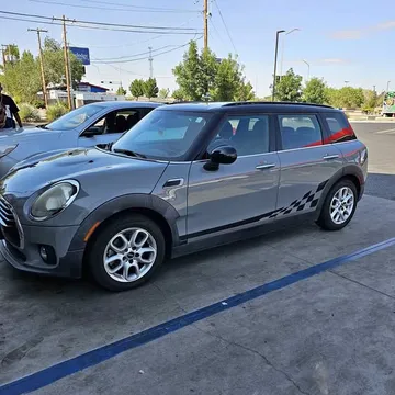 2017 MINI Clubman Cooper Hatchback 4D