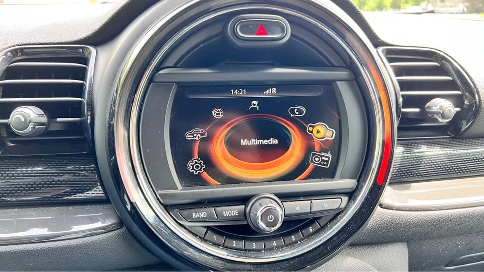 2017 Mini Clubman 2nd Gen - Image 6 of 11