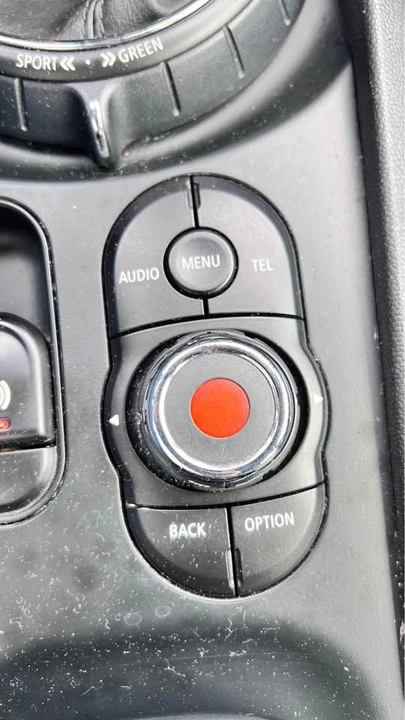 2017 Mini Clubman 2nd Gen - Image 7 of 11