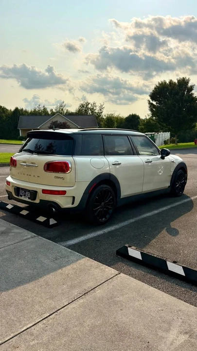 2017 Mini Clubman 2nd Gen - Image 3 of 8
