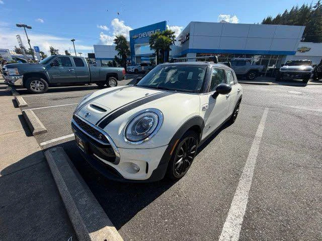 2017 Mini Clubman 2nd Gen - Image 2 of 3