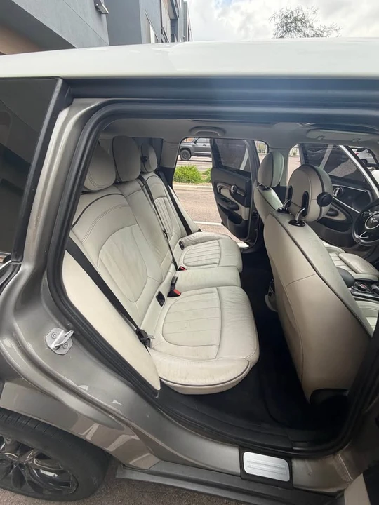 2017 Mini Clubman 2nd Gen - Image 9 of 15