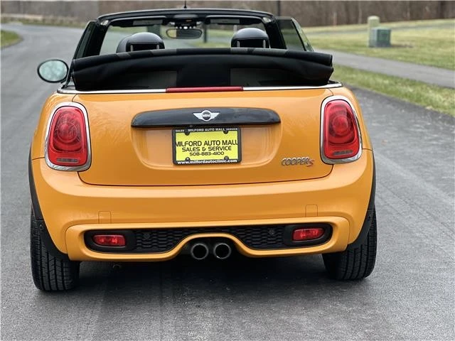 2017 Mini Mini Cooper S 3rd Gen - Image 8 of 21