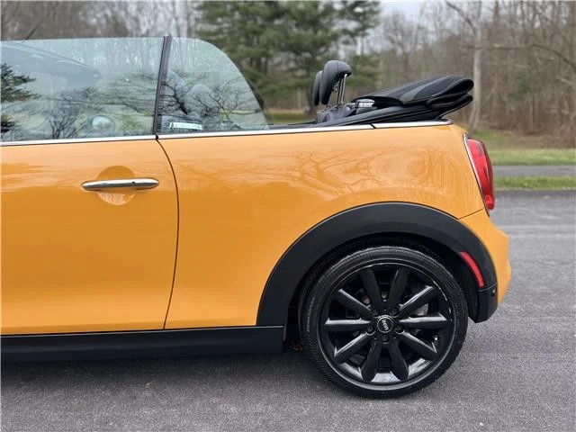 2017 Mini Mini Cooper S 3rd Gen - Image 6 of 21