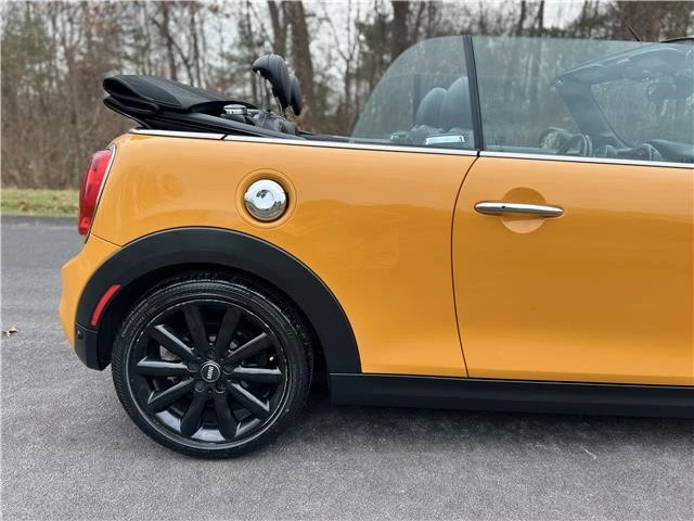 2017 Mini Mini Cooper S 3rd Gen - Image 12 of 21