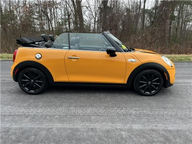2017 Mini Mini Cooper S 3rd Gen - Image 10 of 21