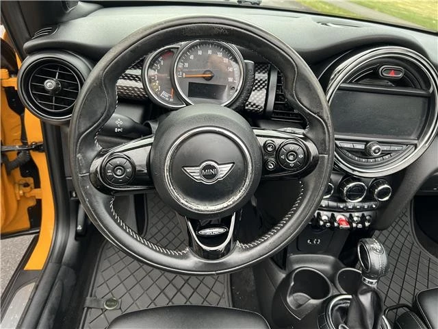 2017 Mini Mini Cooper S 3rd Gen - Image 17 of 21