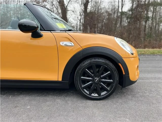 2017 Mini Mini Cooper S 3rd Gen - Image 11 of 21