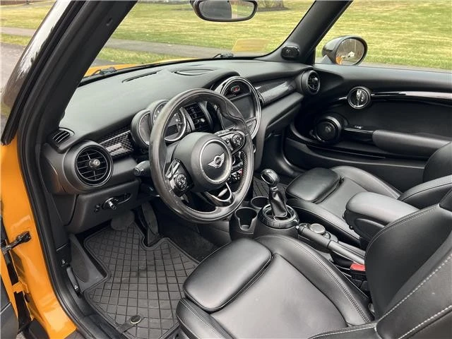 2017 Mini Mini Cooper S 3rd Gen - Image 15 of 21