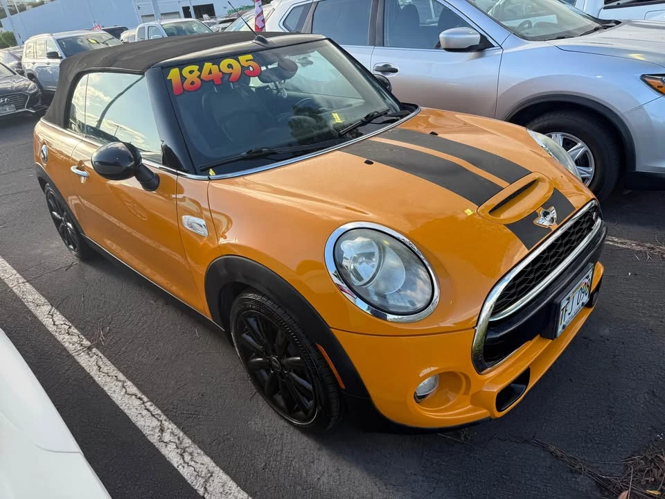 2017 Mini Mini 3rd Gen - Image 2 of 7