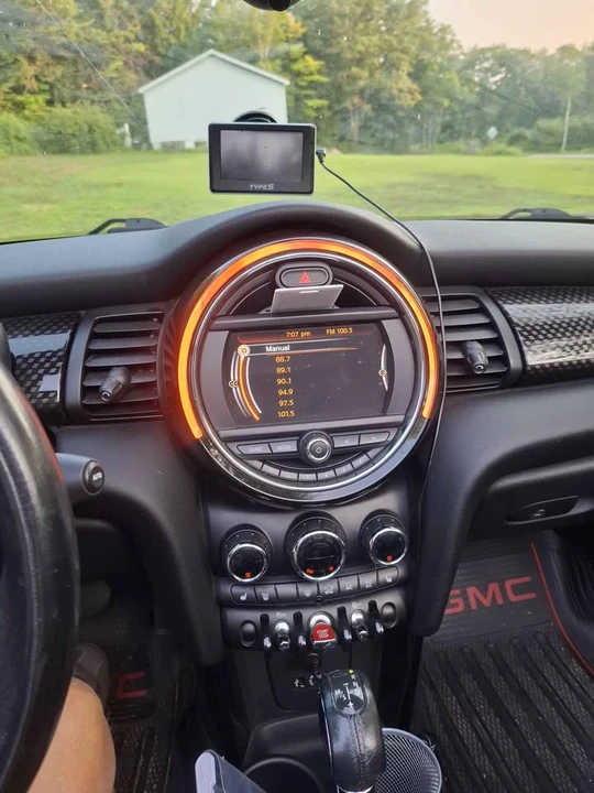 2017 Mini Mini 3rd Gen - Image 5 of 12