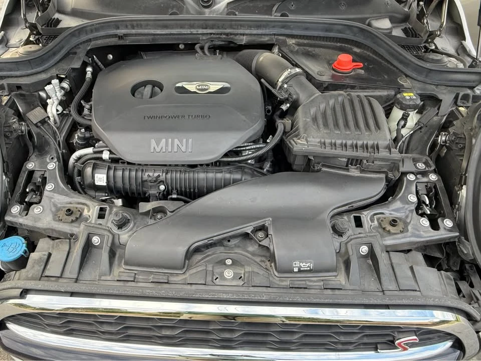 2017 Mini Mini Cooper S 3rd Gen - Image 19 of 19