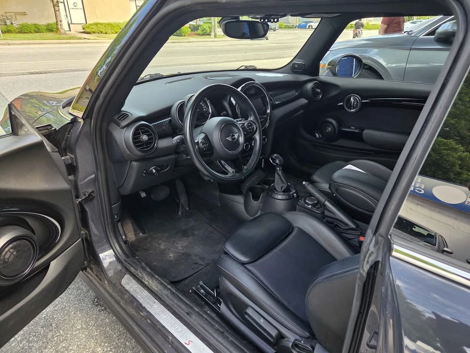 2017 Mini Mini 3rd Gen - Image 3 of 6