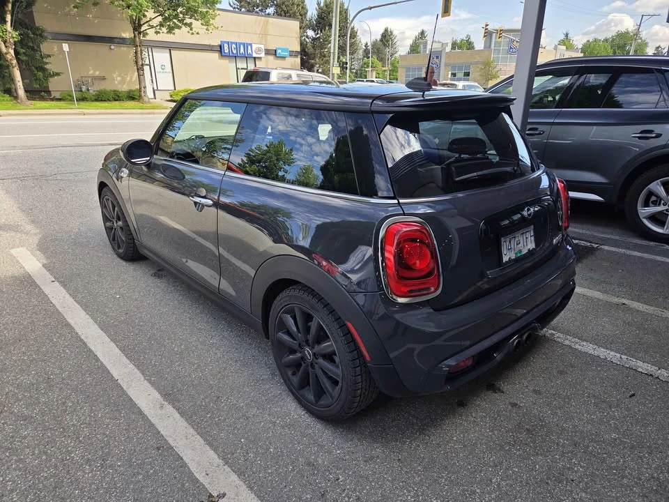 2017 Mini Mini 3rd Gen - Image 6 of 6