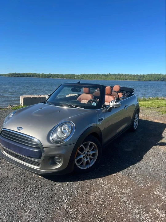 2017 Mini Mini 3rd Gen - Image 4 of 5