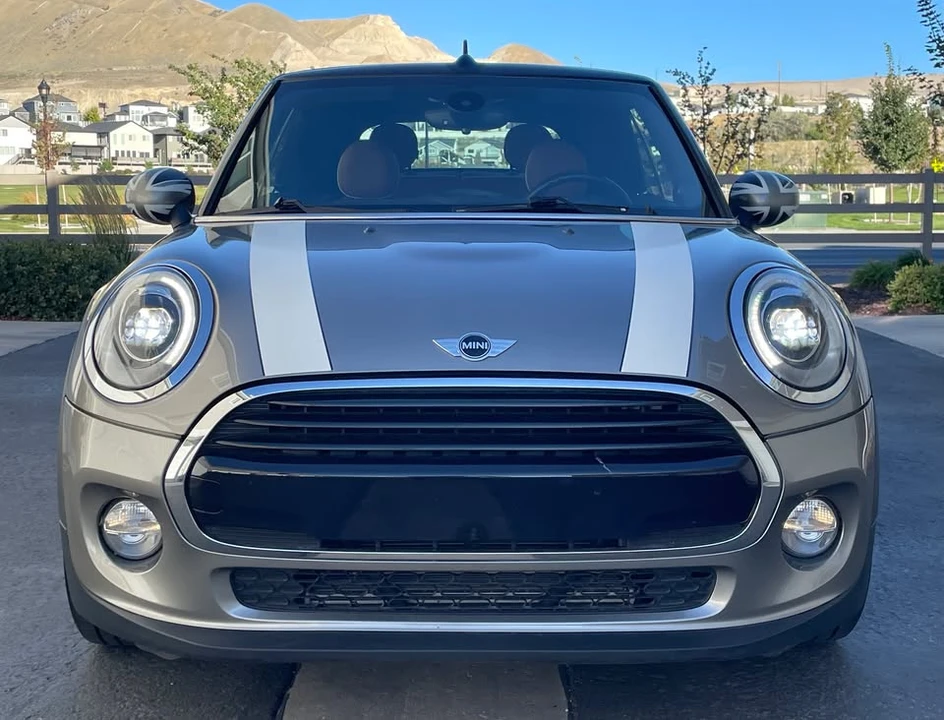 2017 Mini Mini 3rd Gen - Image 6 of 19