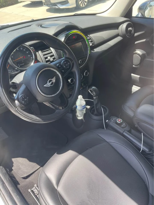2017 Mini Mini 3rd Gen - Image 6 of 10