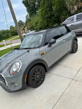2017 MINI Cooper Cooper Hatchback 2D