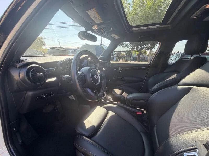 2017 Mini Mini 3rd Gen - Image 4 of 8