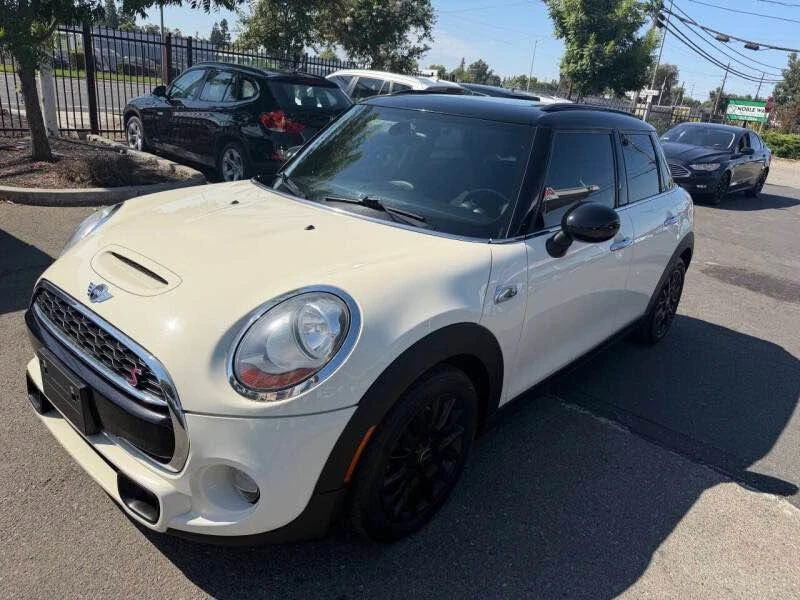 2017 Mini Mini 3rd Gen - Image 3 of 8