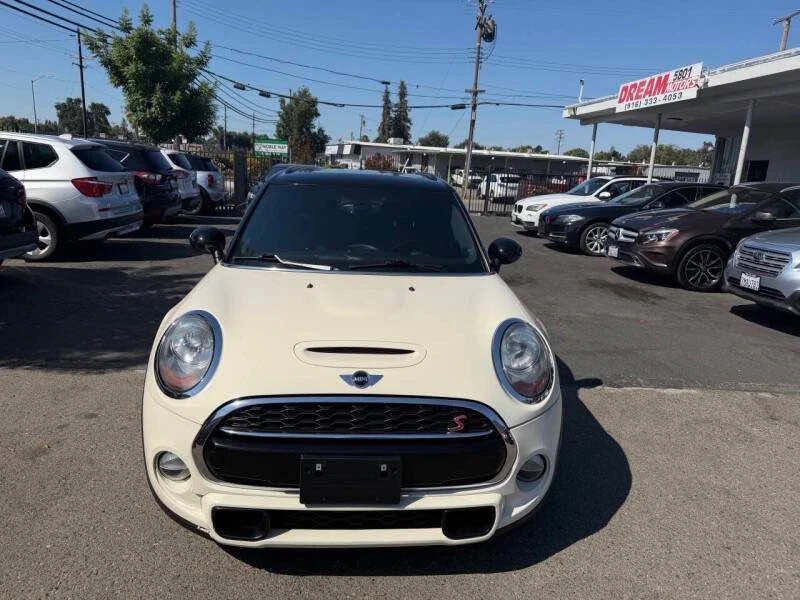 2017 Mini Mini 3rd Gen - Image 2 of 8