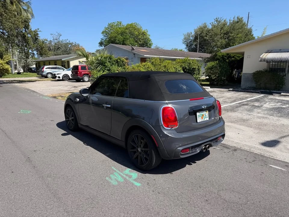 2017 Mini Mini 3rd Gen - Image 4 of 10
