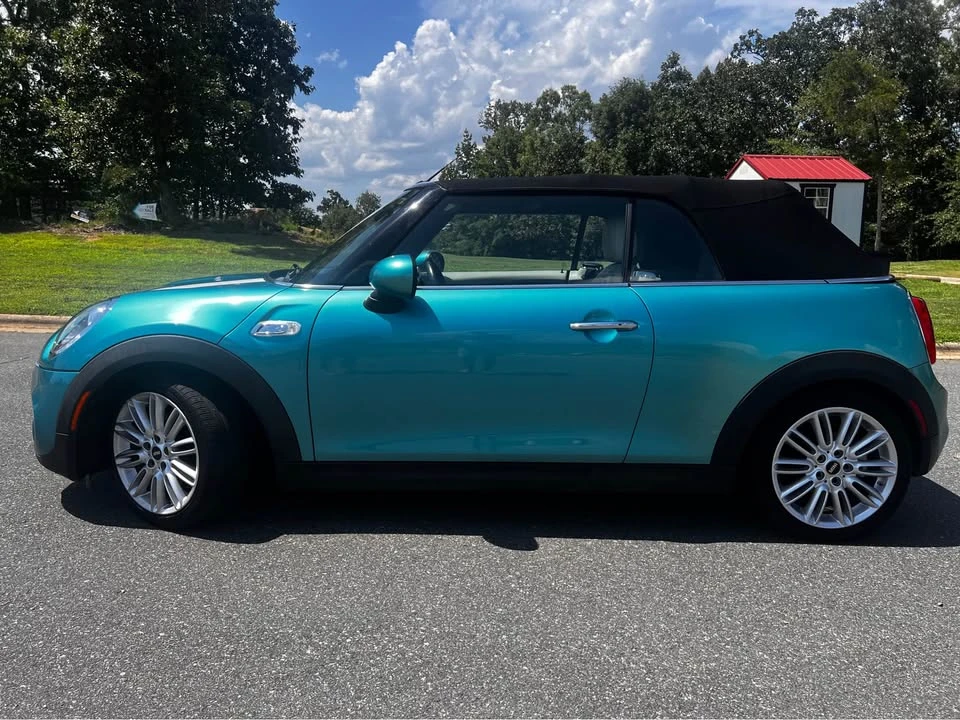 2017 Mini Mini 3rd Gen - Image 2 of 17