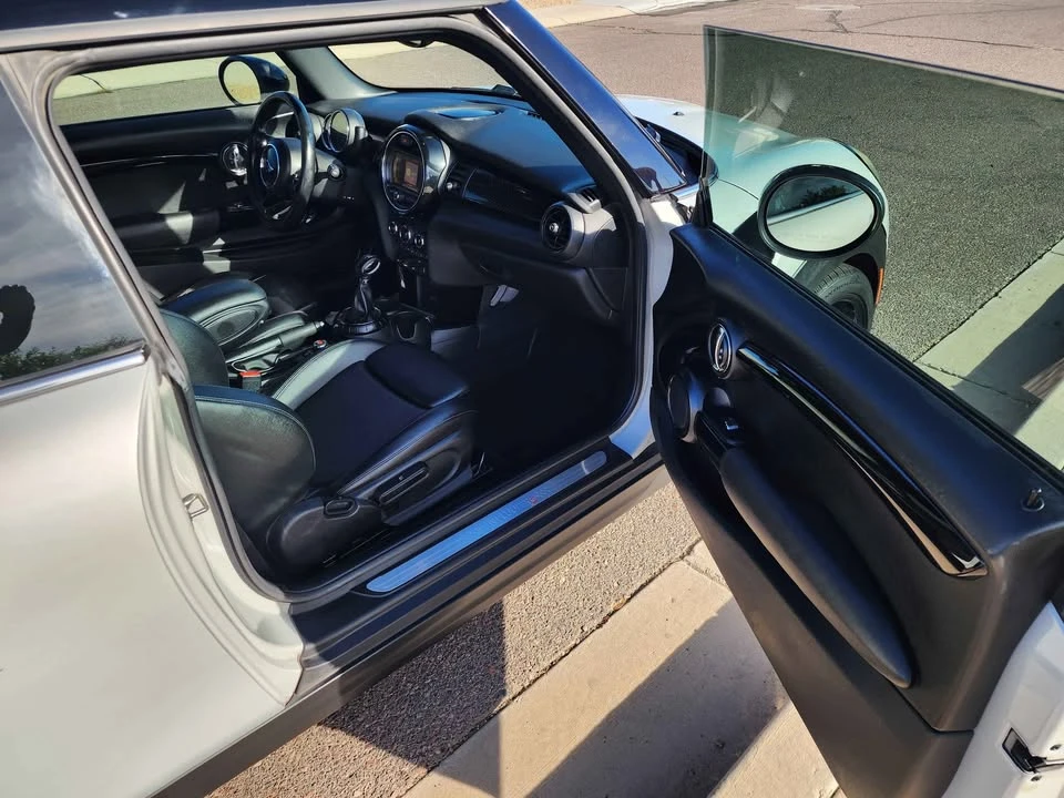 2017 Mini Mini Cooper S 3rd Gen - Image 11 of 19