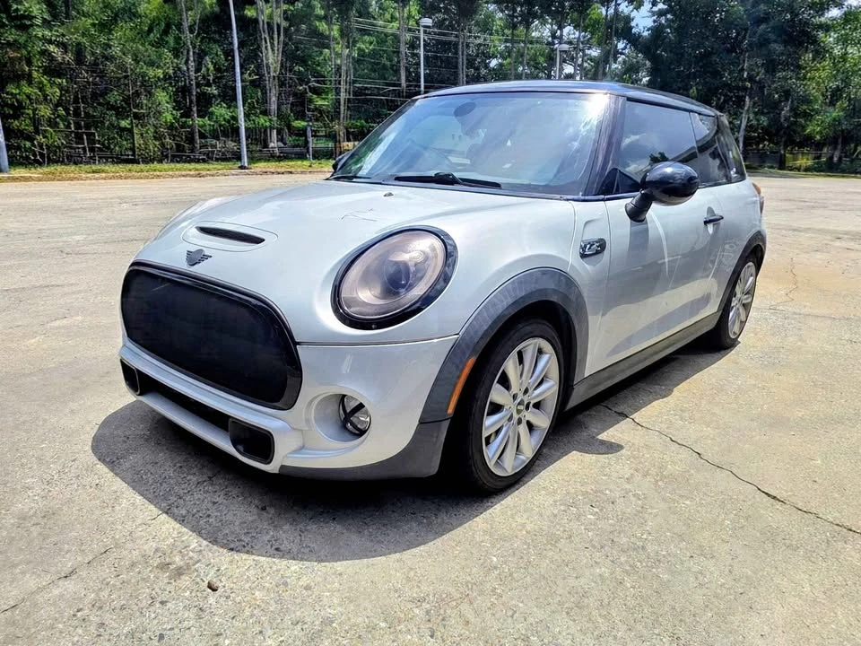 2017 Mini Mini 3rd Gen - Image 3 of 13