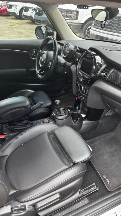 2017 Mini Mini 3rd Gen - Image 8 of 14