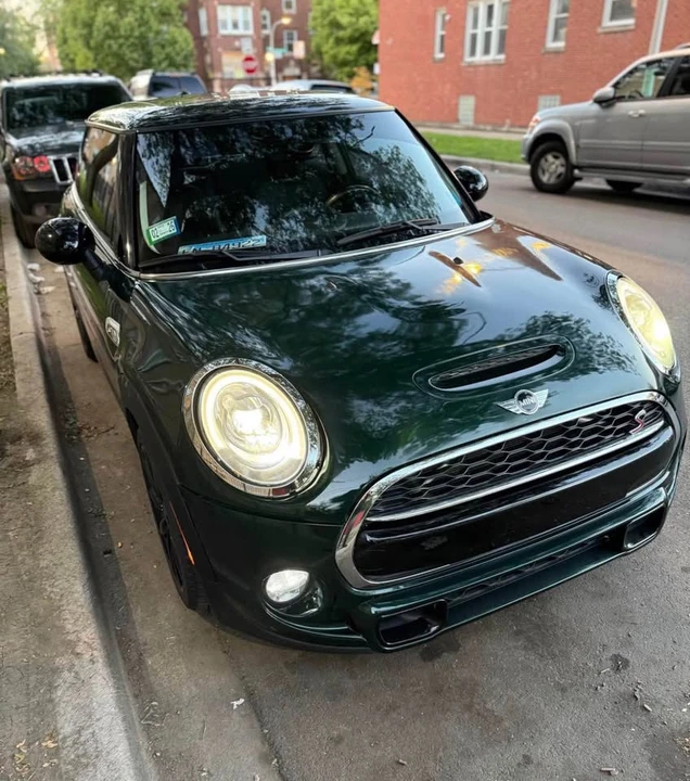 2017 Mini Mini 3rd Gen - Image 2 of 8