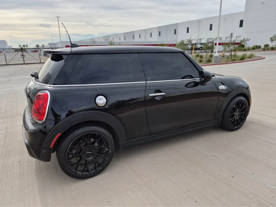 2017 Mini Mini 3rd Gen - Image 4 of 14