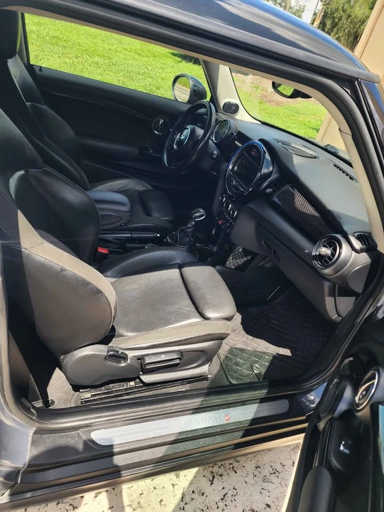 2017 Mini Mini 3rd Gen - Image 7 of 10