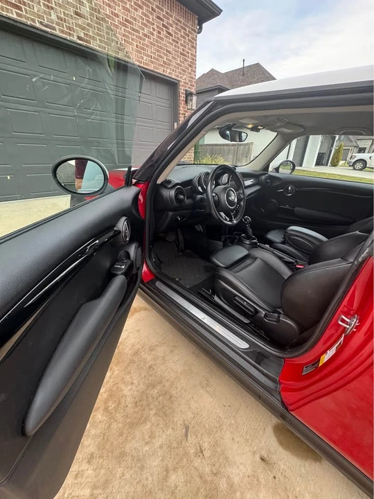 2017 Mini Mini 3rd Gen - Image 9 of 11